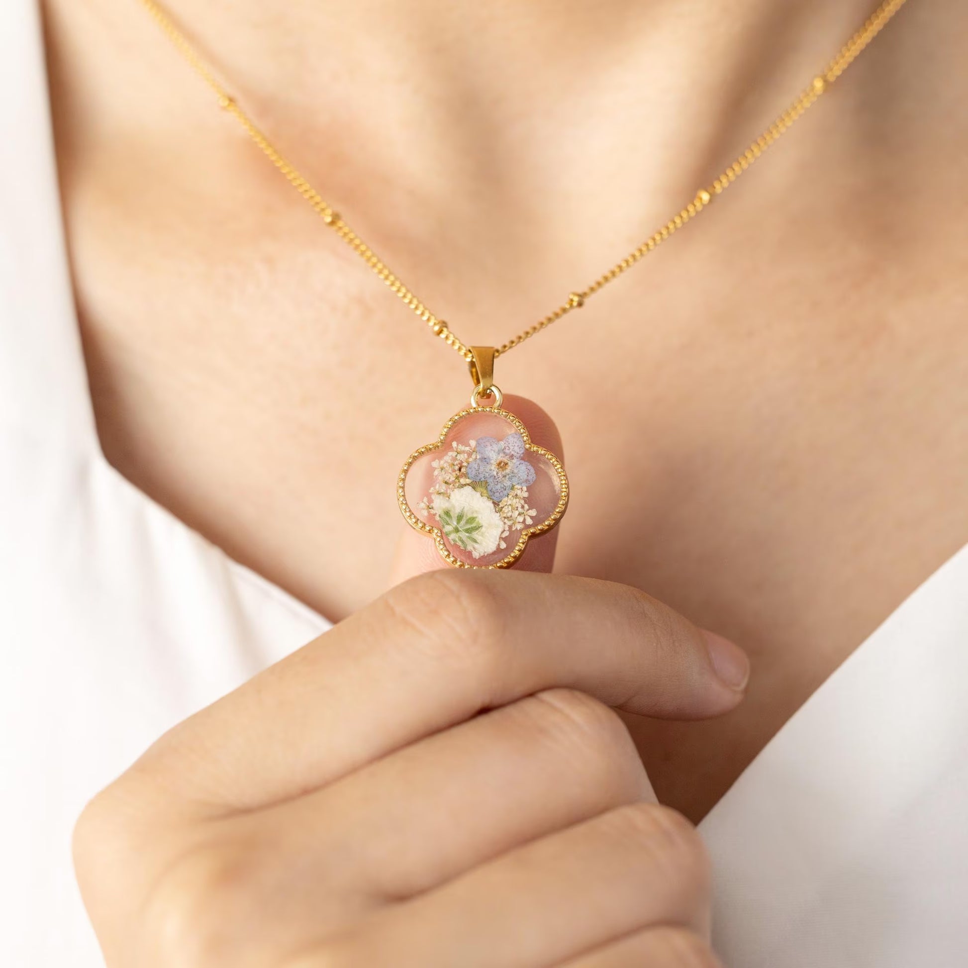 Forget Me Not and Baby'S Breath Necklace