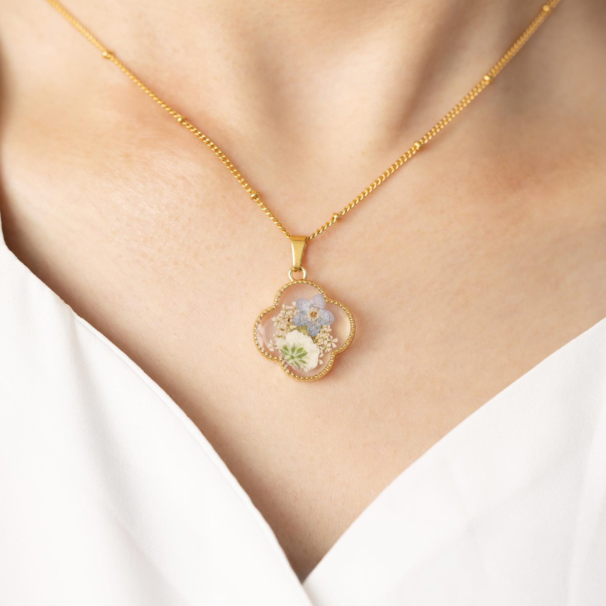 Forget Me Not and Baby'S Breath Necklace