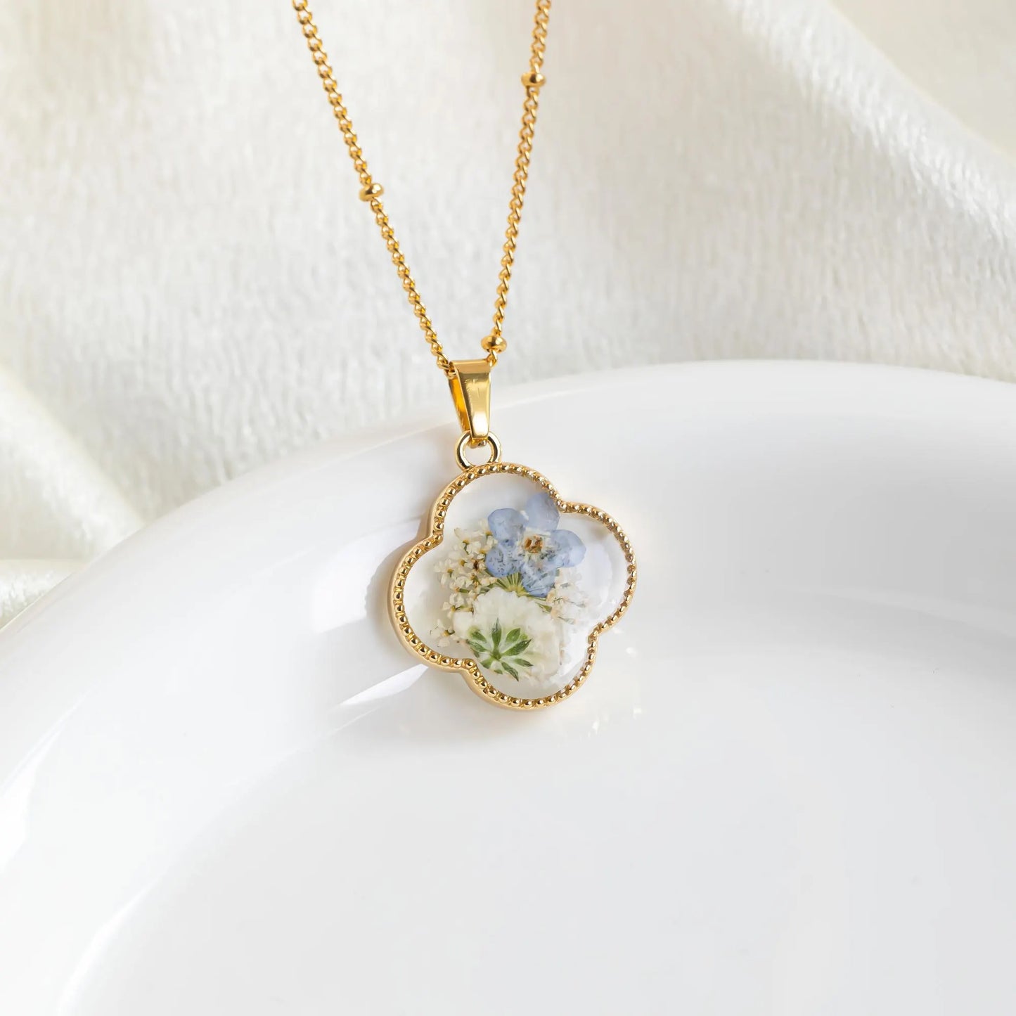 Forget Me Not and Baby'S Breath Necklace