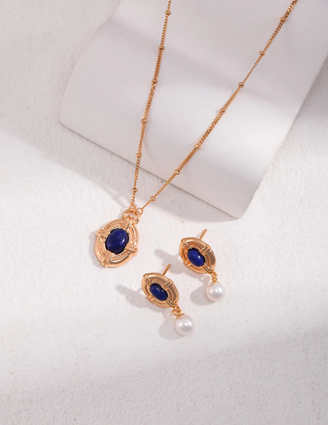 Vintage Style Lapis Lazuli Necklace