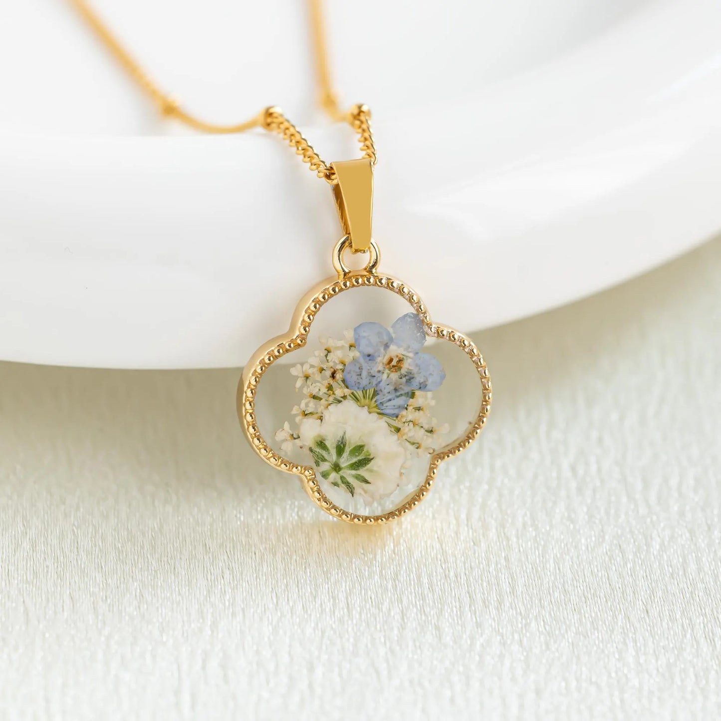 Forget Me Not and Baby'S Breath Necklace